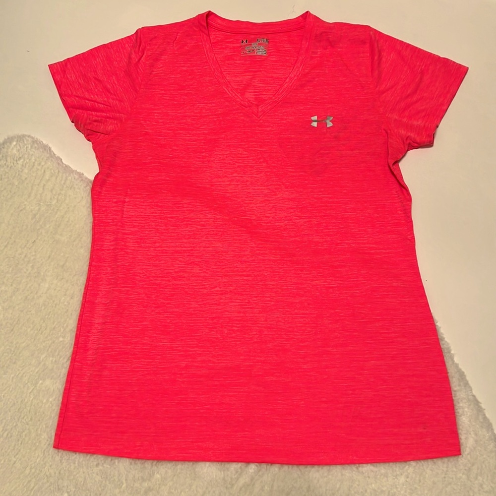 Under Armour Coral V Neck Heat Gear Loose Fit Top XL
